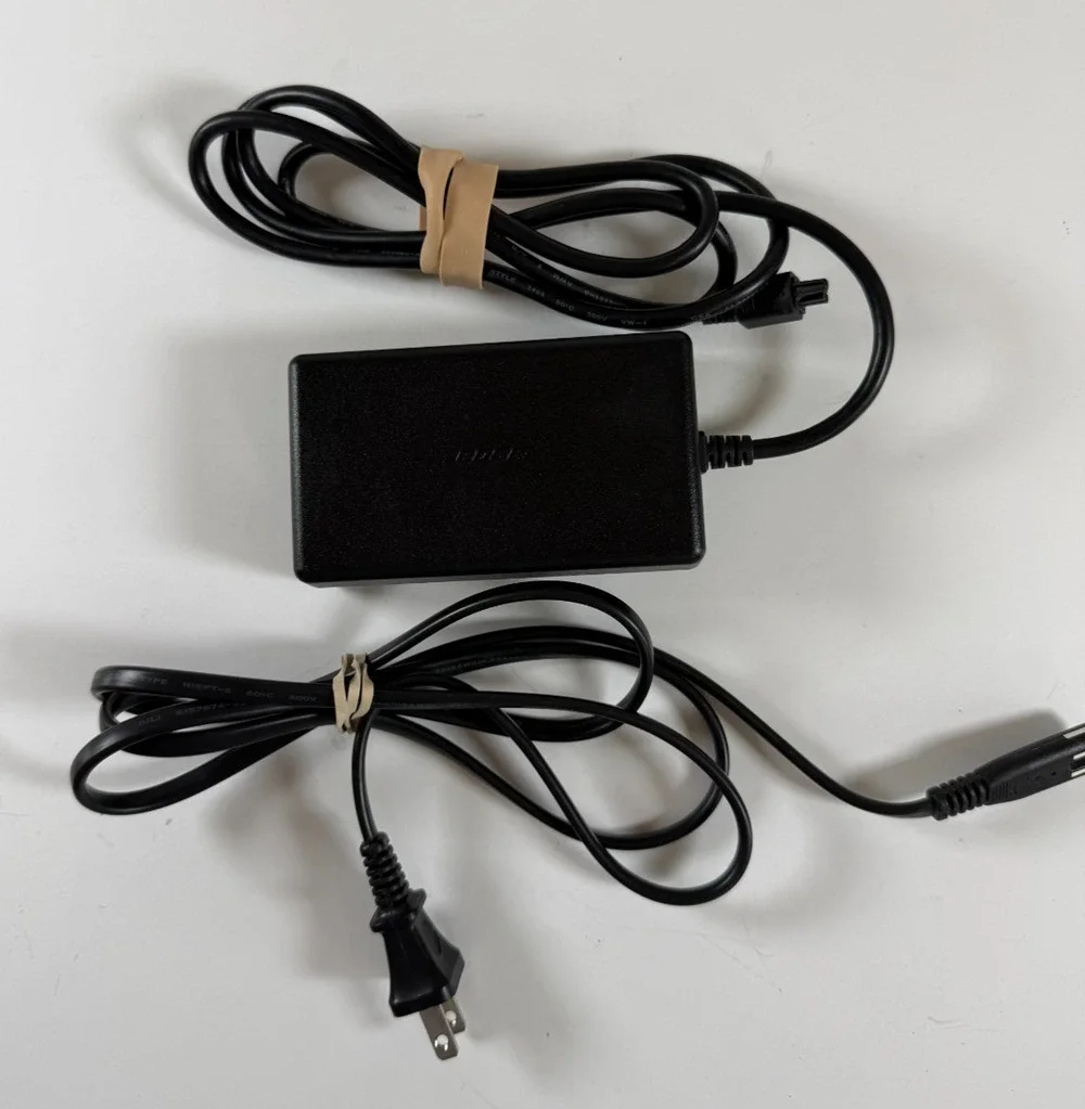 Bose PSM36W-208 Power Supply 293247-109 SoundDock OEM 18V 1A 4-Pin